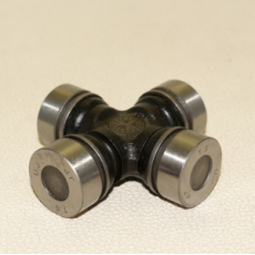 картинка Крестовина TT-123/TT-121/GUT-23 с тавотницей 04371-35030/04371-35031  29-77 TOYO/GMB от интернет-магазина "АВТОИМПЕРИЯ", 2000060493130