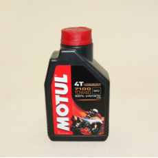 картинка MOTUL 7100 4T 10W-40 SL/SJ/SH/SG  1л  (4-х тактное масло для мотоциклов, 100% синтетика) от интернет-магазина "АВТОИМПЕРИЯ", 3374650247304