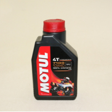 картинка MOTUL 7100 4T 10W-40 SL/SJ/SH/SG/MA-2  1л  (4-х тактное масло для мотоциклов, 100% синтетика) от интернет-магазина "АВТОИМПЕРИЯ", 3374650375465