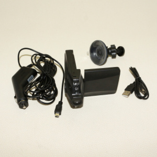 картинка Регистратор автомобильный HD DVD 32GB(6 диодов) от интернет-магазина "АВТОИМПЕРИЯ", 2000060504171