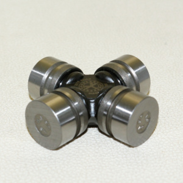 картинка Крестовина TT-121/TT-123/GUT-21 04371-35020 /    29-77  с тавотницей TOYO/GMB от интернет-магазина "АВТОИМПЕРИЯ", 2000060492768