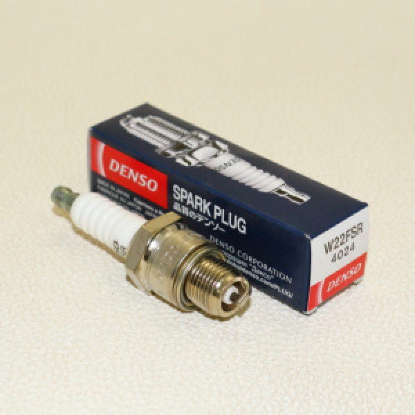 картинка Свеча зажигания мото W22FSR/BR7HS-10 от интернет-магазина "АВТОИМПЕРИЯ", 