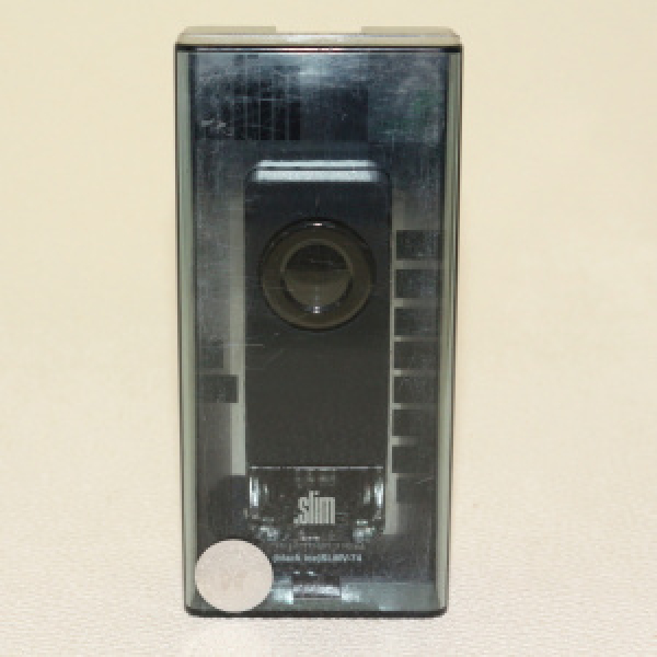 картинка Ароматизатор "SLIM" (на дефлектор).Черный лед, 8мл. от интернет-магазина "АВТОИМПЕРИЯ", 4974365622855